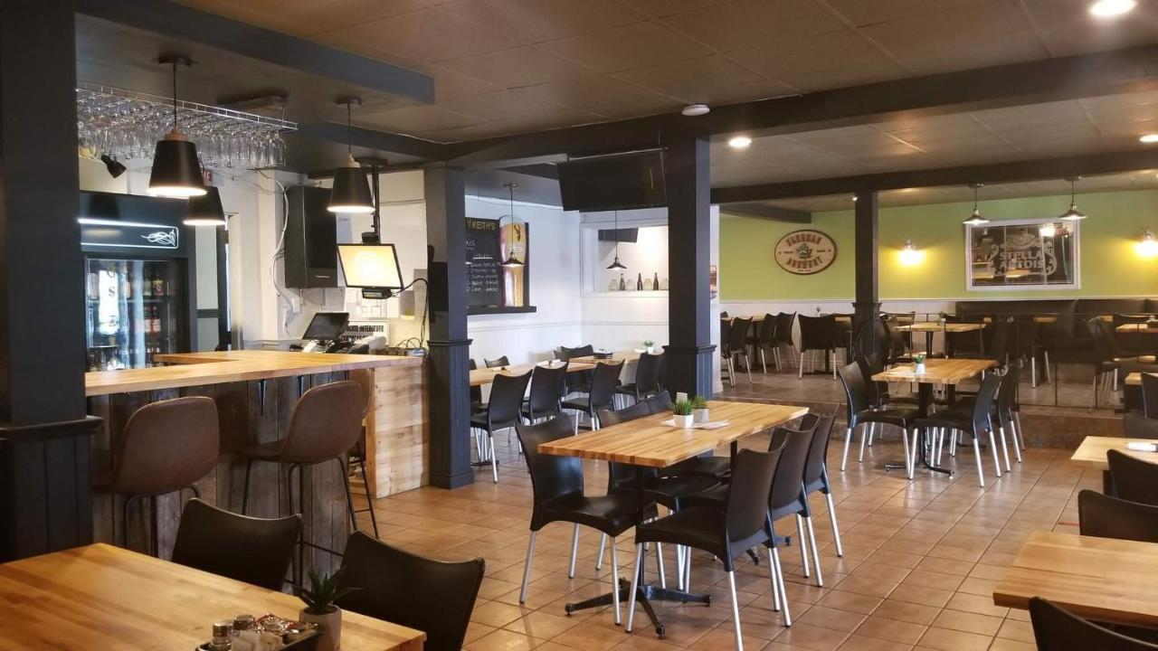 Auberge Happy Logis Lac-Etchemin Εξωτερικό φωτογραφία