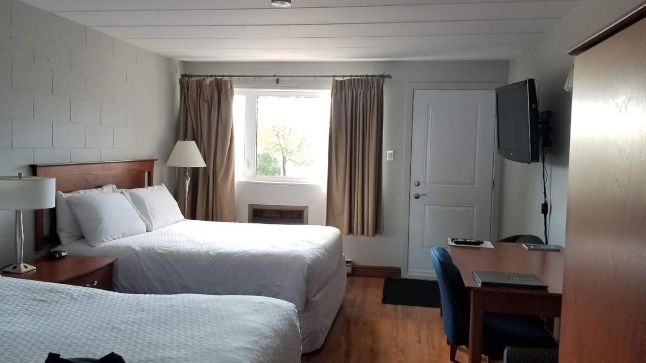 Auberge Happy Logis Lac-Etchemin Εξωτερικό φωτογραφία